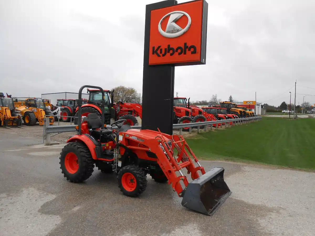 Gallery image 1 for 2020 Kioti CK2510 HST Tractor