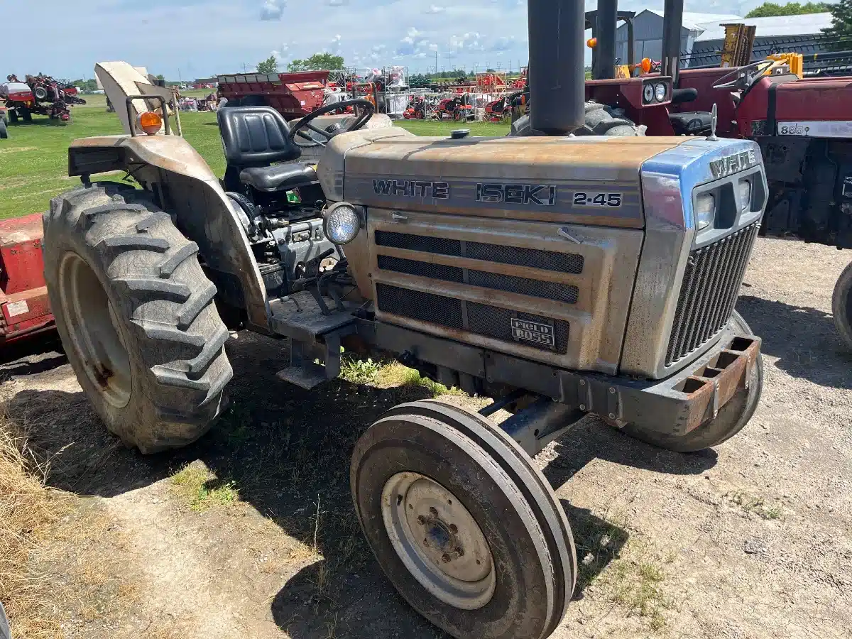 Gallery image 1 for White 2-45 Tractor
