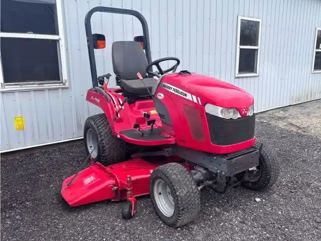 Gallery image 1 for 2014 Massey Ferguson GC1705 Lawn Tractor