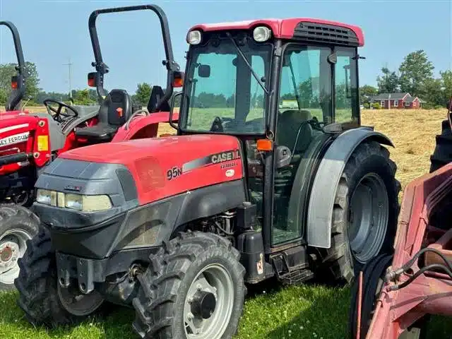 Photo de la Galerie 1 pour 2012 Case IH FARMALL 95N Tracteur