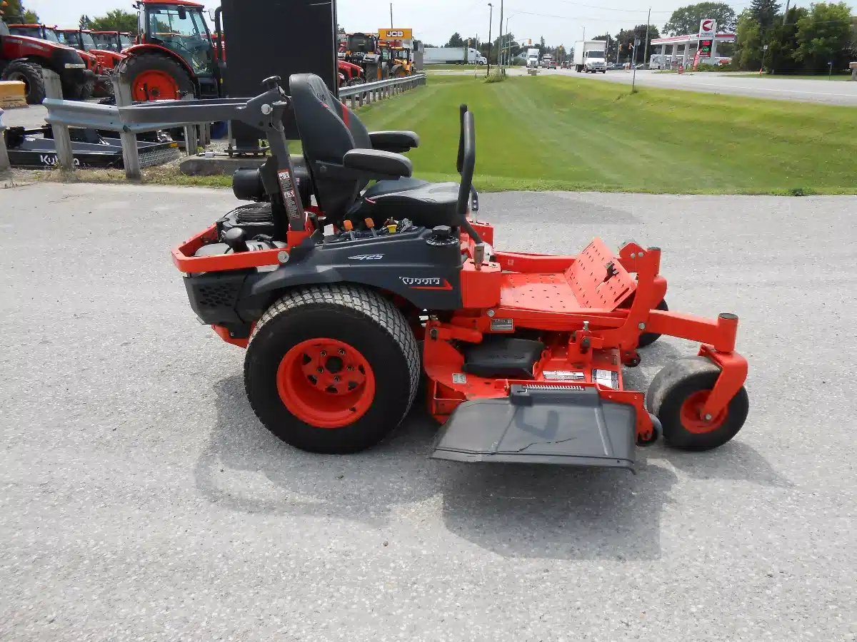 Gallery image 2 for 2021 Kubota Z725KH-2-60 Mower - Zero Turn
