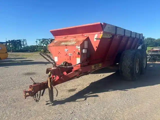 Gallery image 1 for 2007 Meyer 8865 Manure Spreader