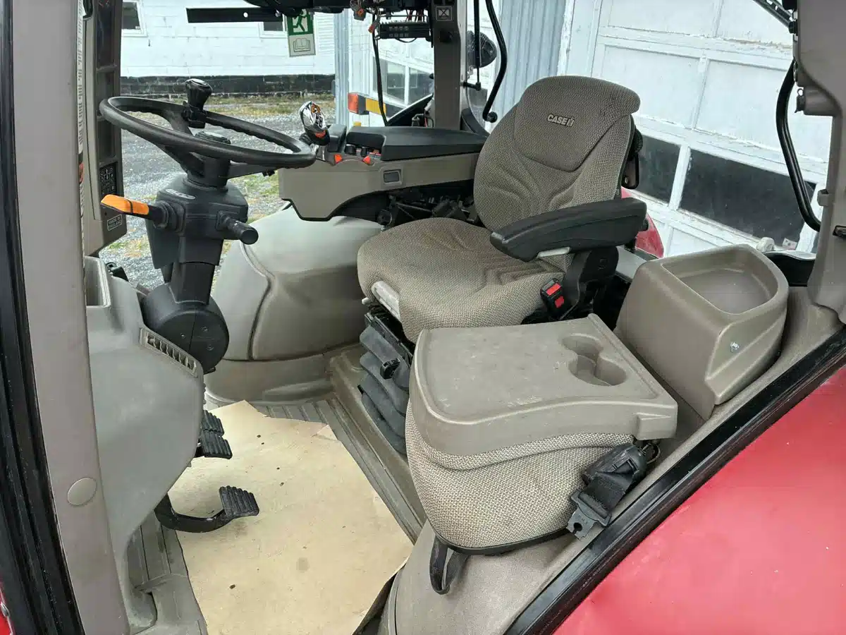 Photo de la Galerie 2 pour Case IH PUMA 160 Tracteur