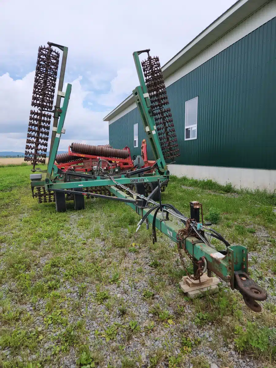 Big Jim CROWFOOT 32 pieds Land Roller