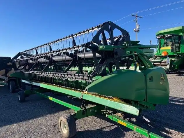 Gallery image 1 for Used 2010 John Deere 622F Header - Flex
