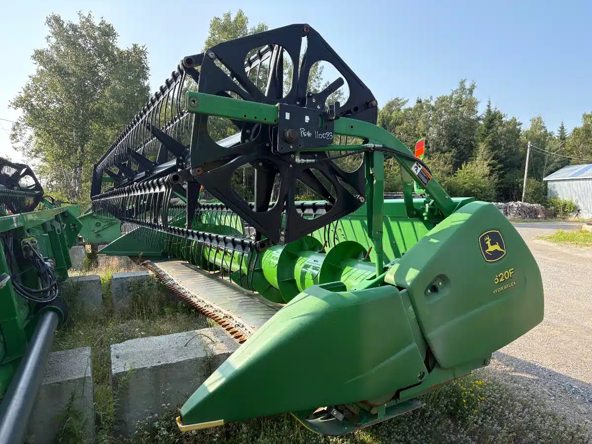Gallery image 2 for Used John Deere 620F Header - Flex