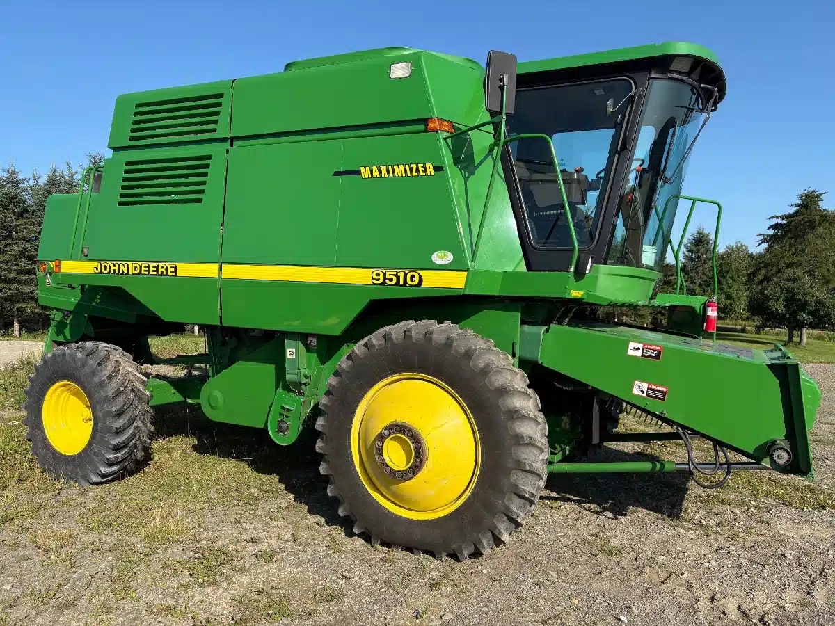 Used 1998 John Deere 9510 Combine
