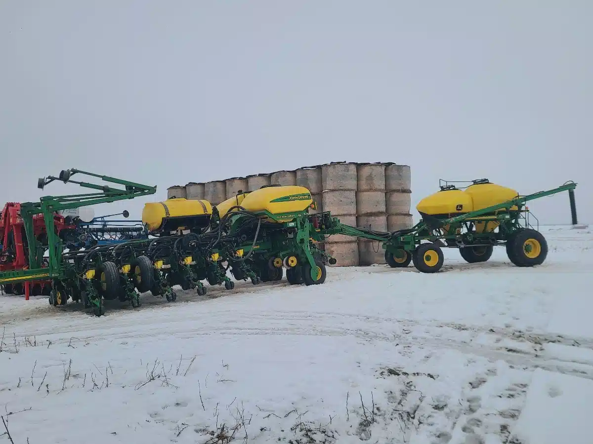 Gallery image 1 for John Deere 1770NT CCS Planter