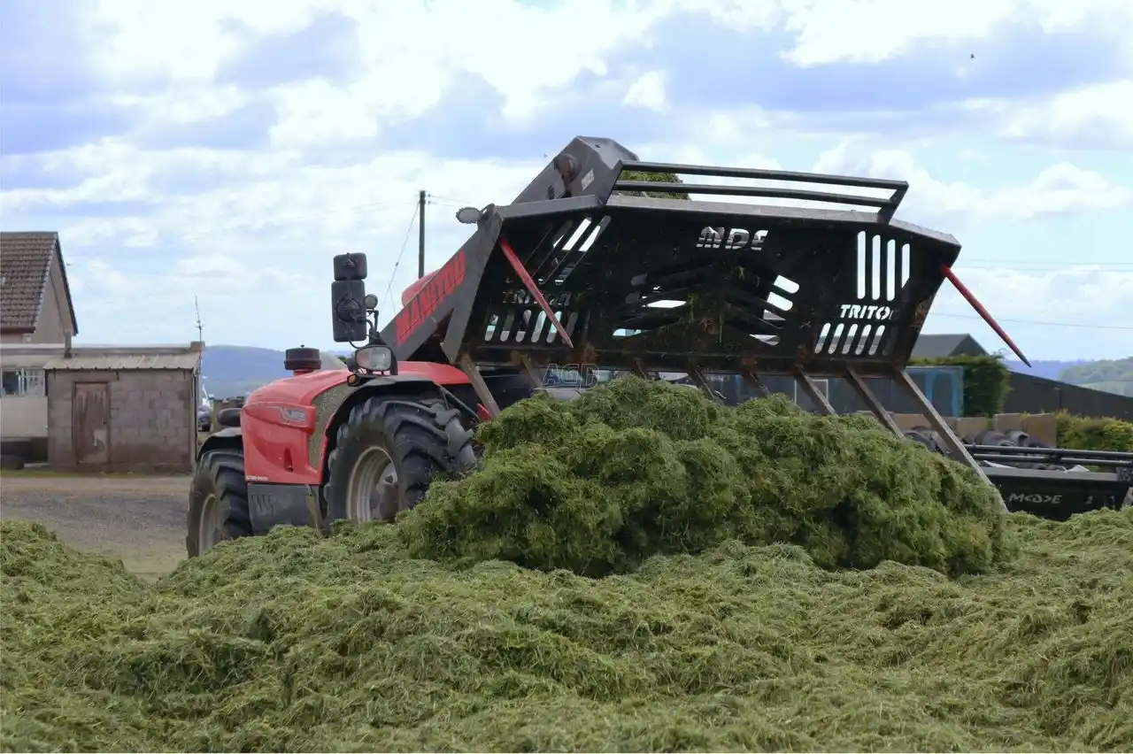 Gallery image 2 for New 2025 MDE Machinery TRITON 9FT Fork