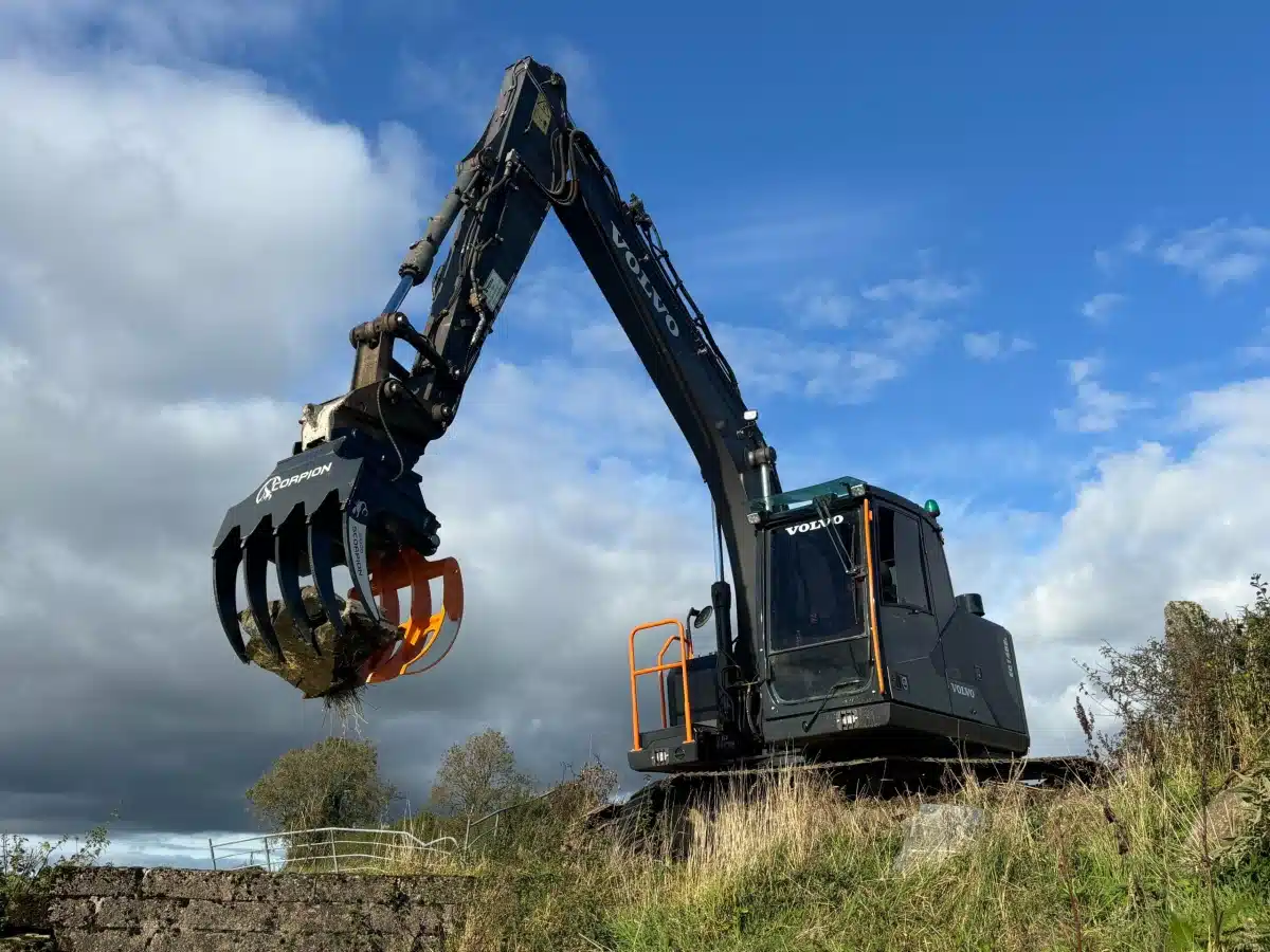 Gallery image 2 for New 2025 MDE Machinery Scorpion S1000 Grapple