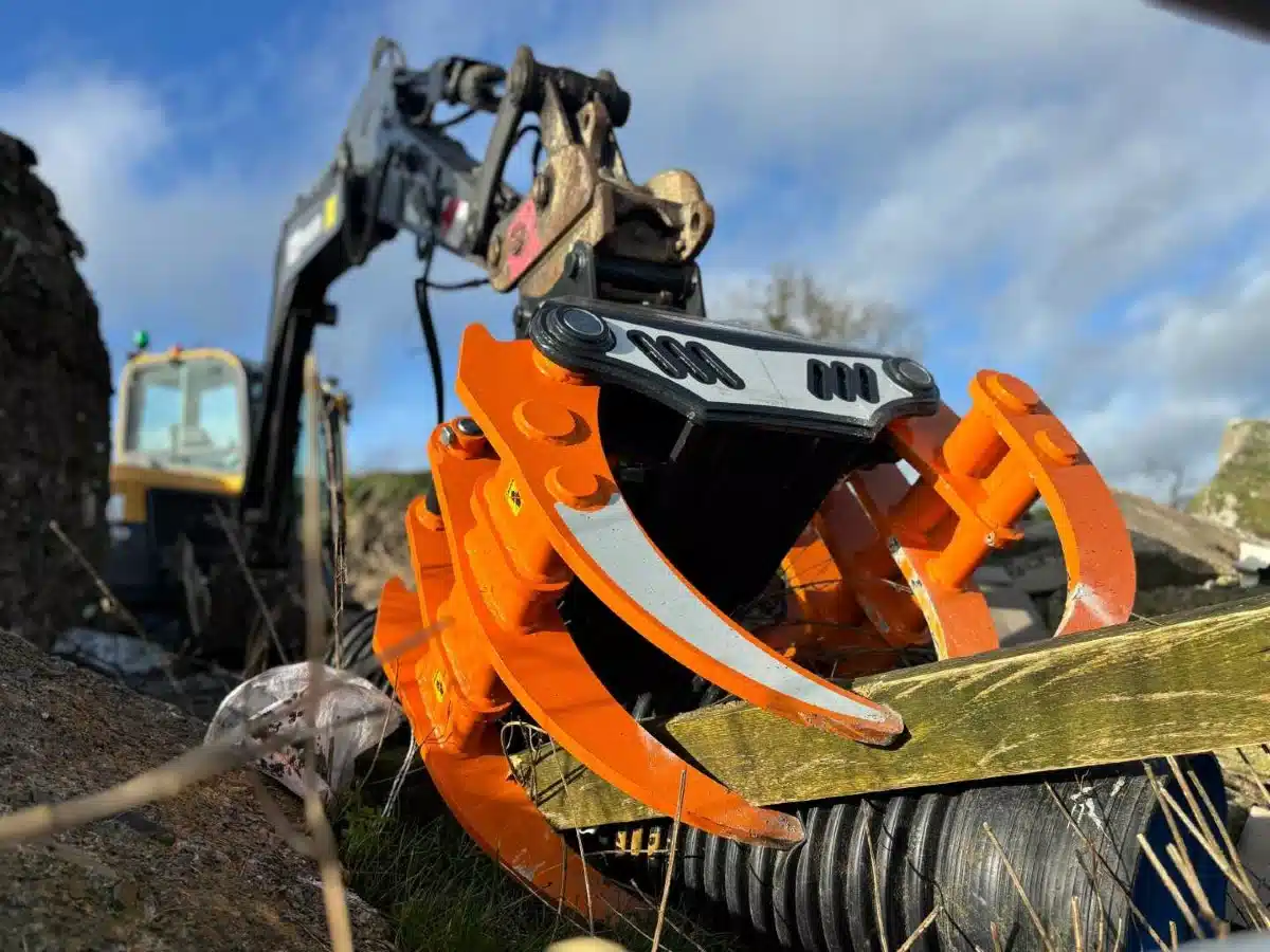 Gallery image 2 for New 2026 MDE Machinery SX1250 Excavator Grapple