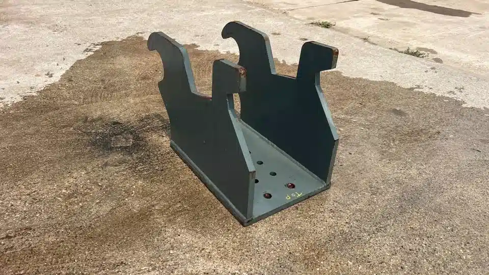 Photo de la Galerie 2 pour Kubota Headstock Wedge Style 4-6 Ton accessoire d'excavatrice