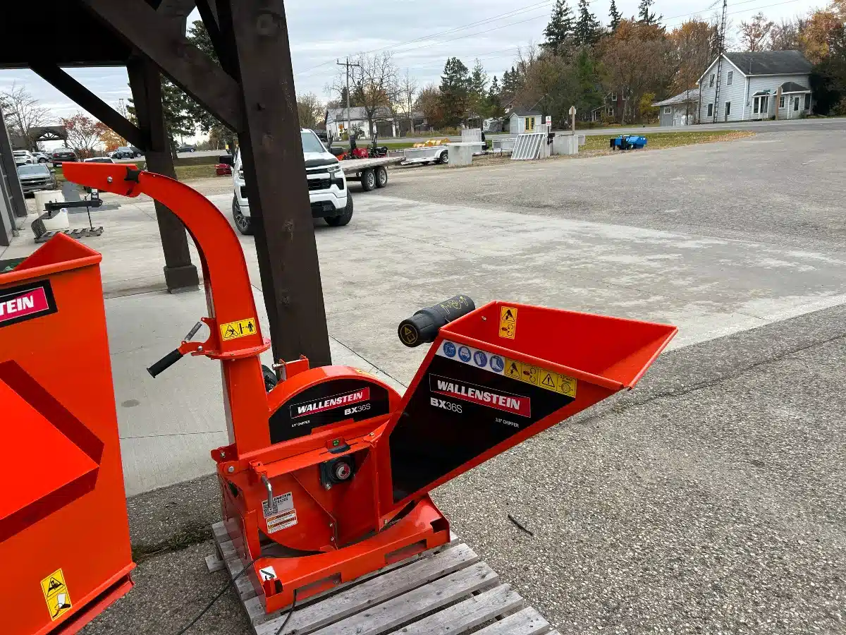 Gallery image 2 for New Wallenstein BX36S Wood Chipper