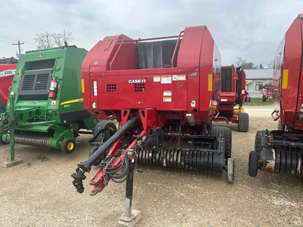 Gallery image 2 for Used Case IH RB454 Round Baler
