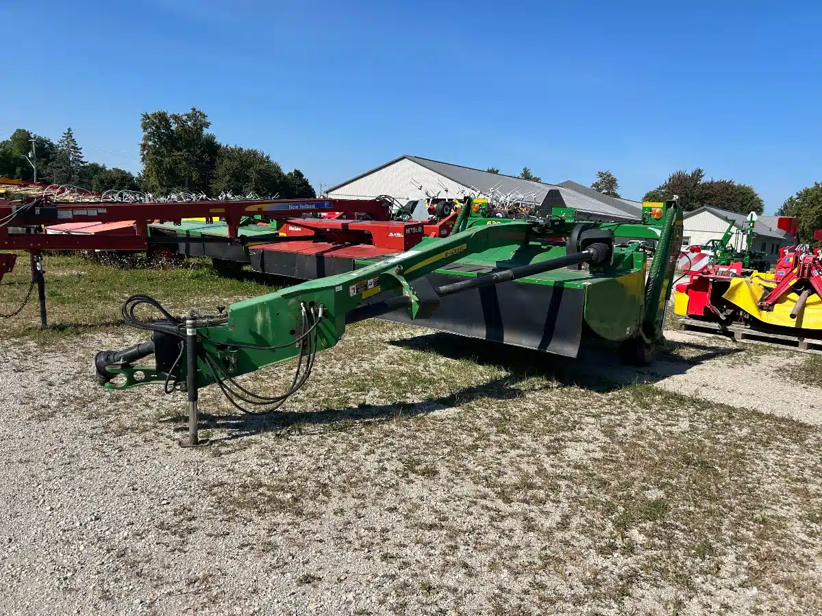 Gallery image 2 for Used John Deere 630 MOCO Mower Conditioner
