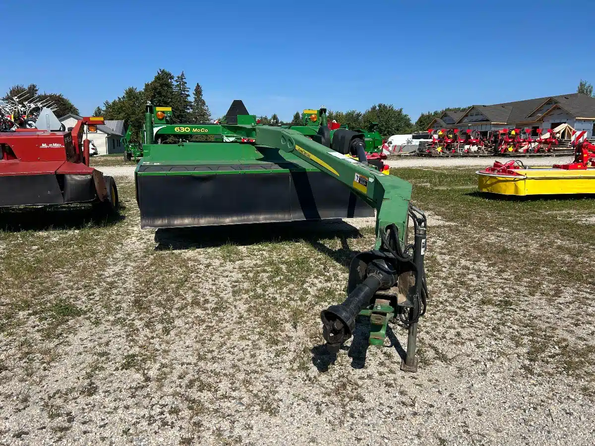 Gallery image 1 for Used John Deere 630 MOCO Mower Conditioner