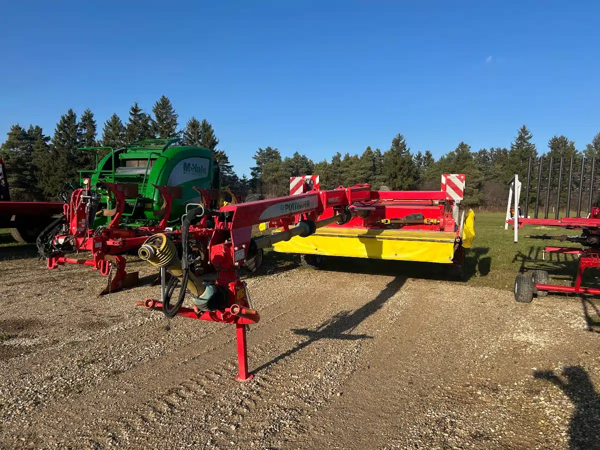 Gallery image 2 for Used Pottinger 3507TED Disc Mower Conditioner