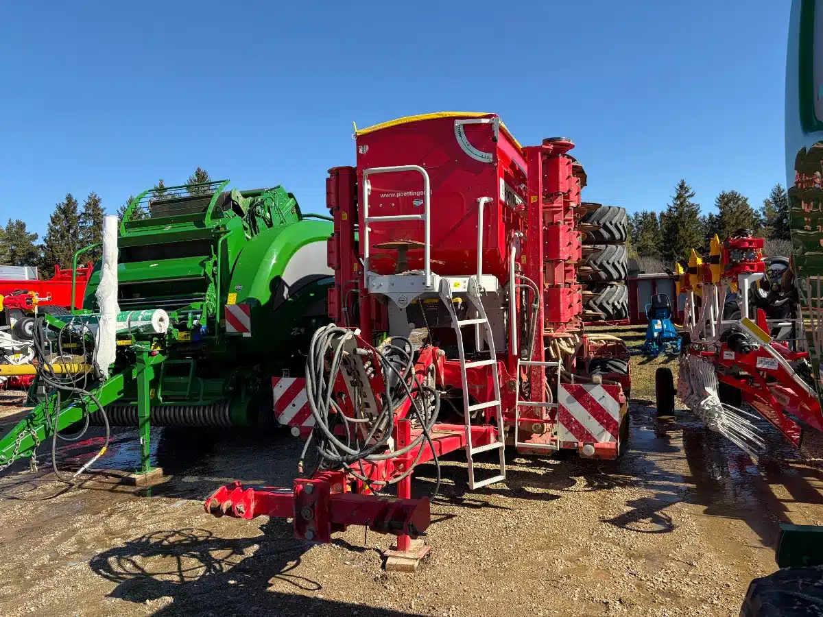 Gallery image 2 for Pottinger Terrasem C6 Seeder