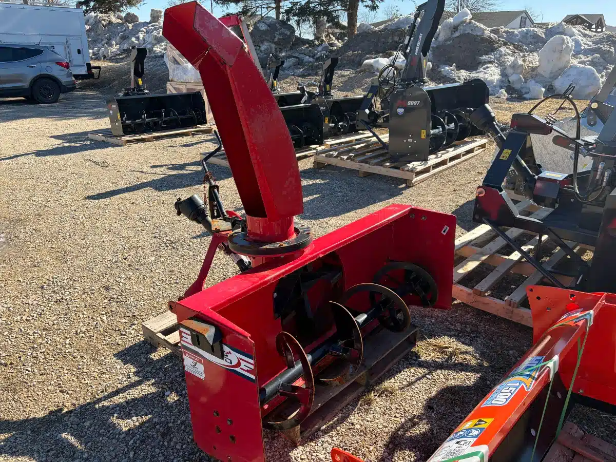 Gallery image 2 for Agro Trend 1060 Snow Blower