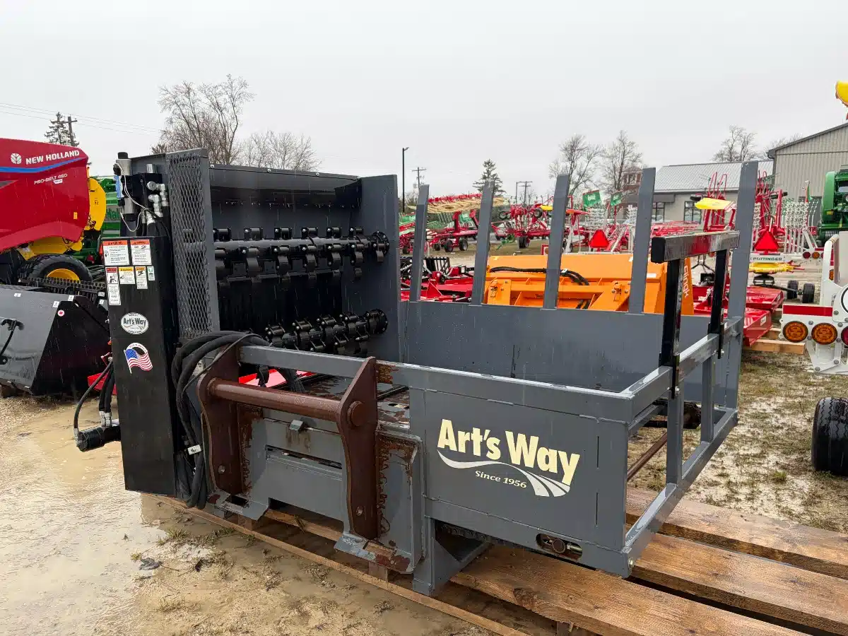 Gallery image 1 for Arts Way 664 Bale Processor