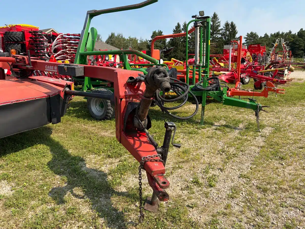 Gallery image 2 for Case IH DCX101 Disc Mower Conditioner
