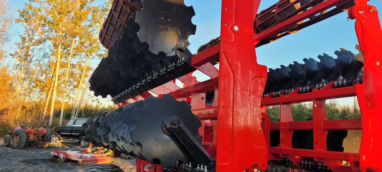 Gallery image 2 for Used 2016 Quivogne DISKATOR 8M Disc