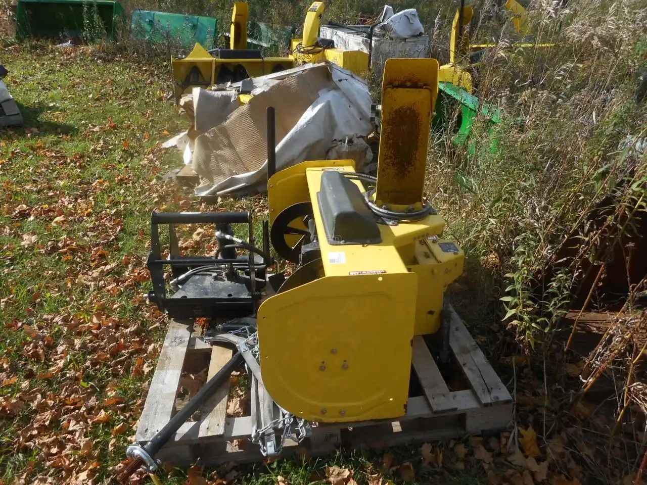 Gallery image 2 for Used 2021 John Deere 47 INCH Snow Blower