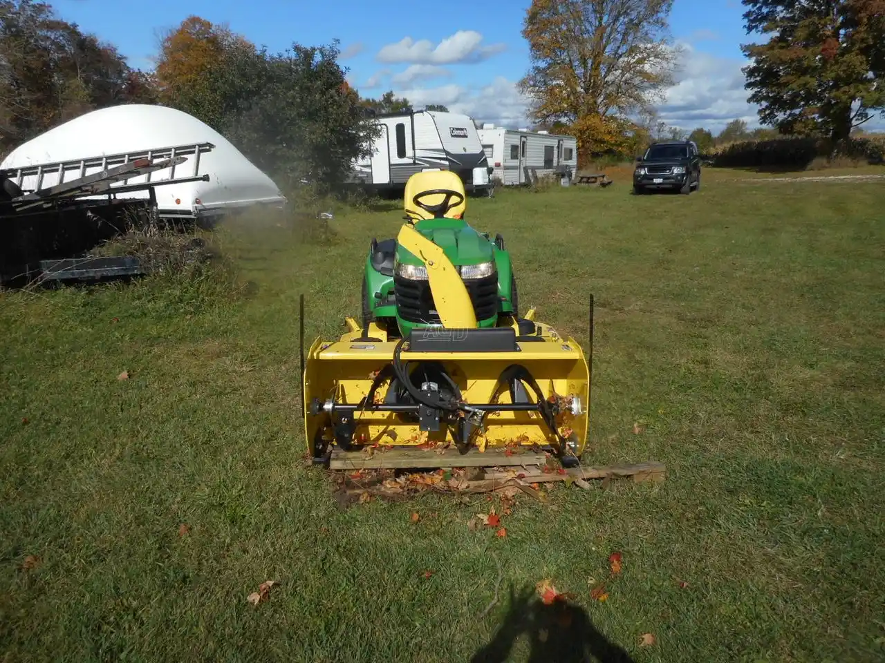 Gallery image 2 for Used 2015 John Deere X740 Lawn Tractor