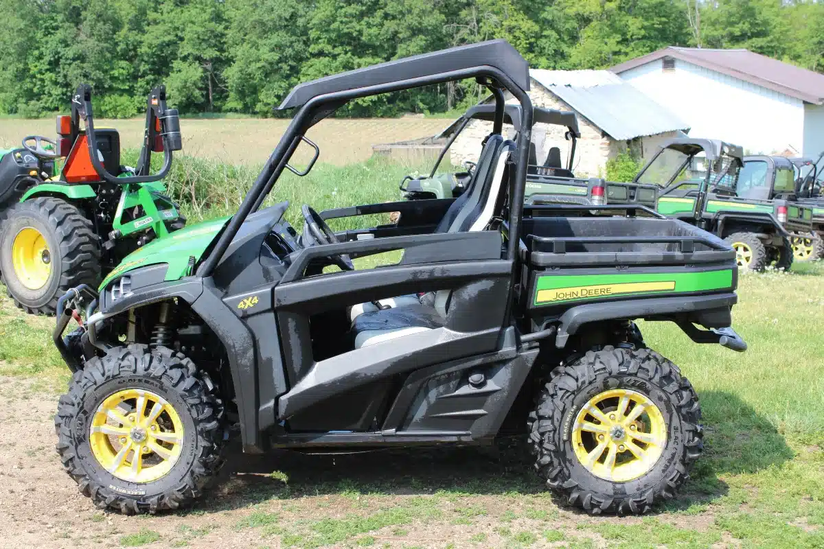 Photo de la Galerie 1 pour Usagé 2018 John Deere 860I Véhicule utilitaire