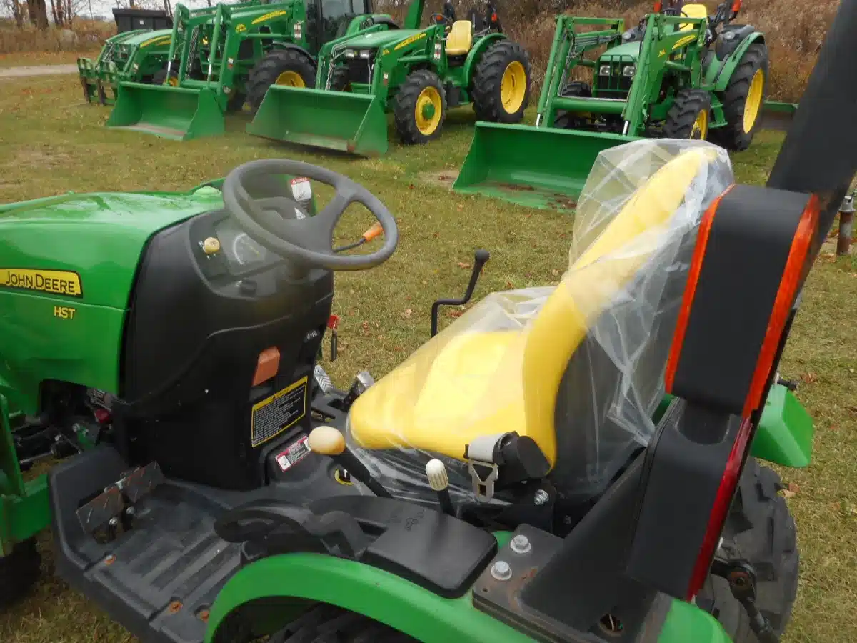 Gallery image 1 for Used 2016 John Deere 2025R Tractor
