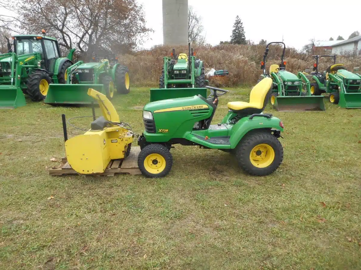 John Deere 5425 Tractor