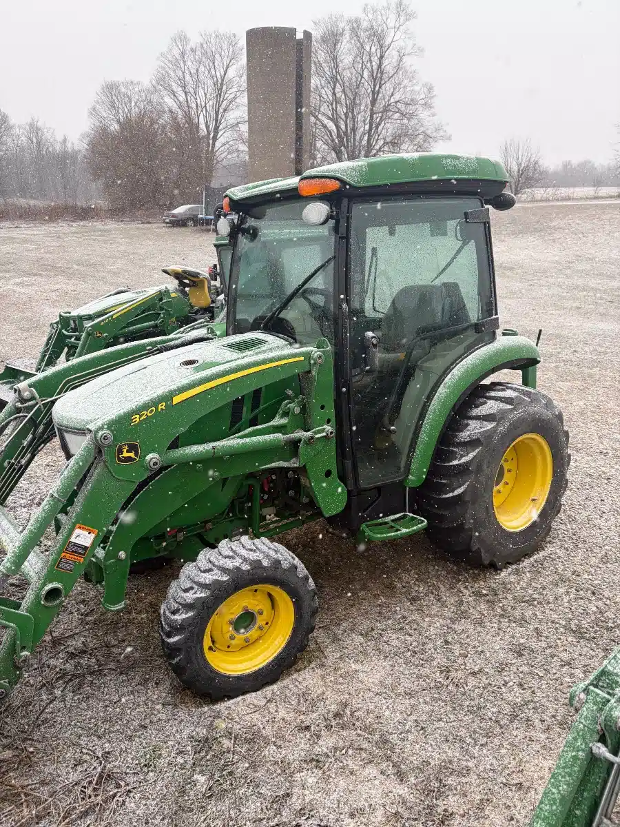 Photo de la Galerie 1 pour 2018 John Deere 3039R Tracteur