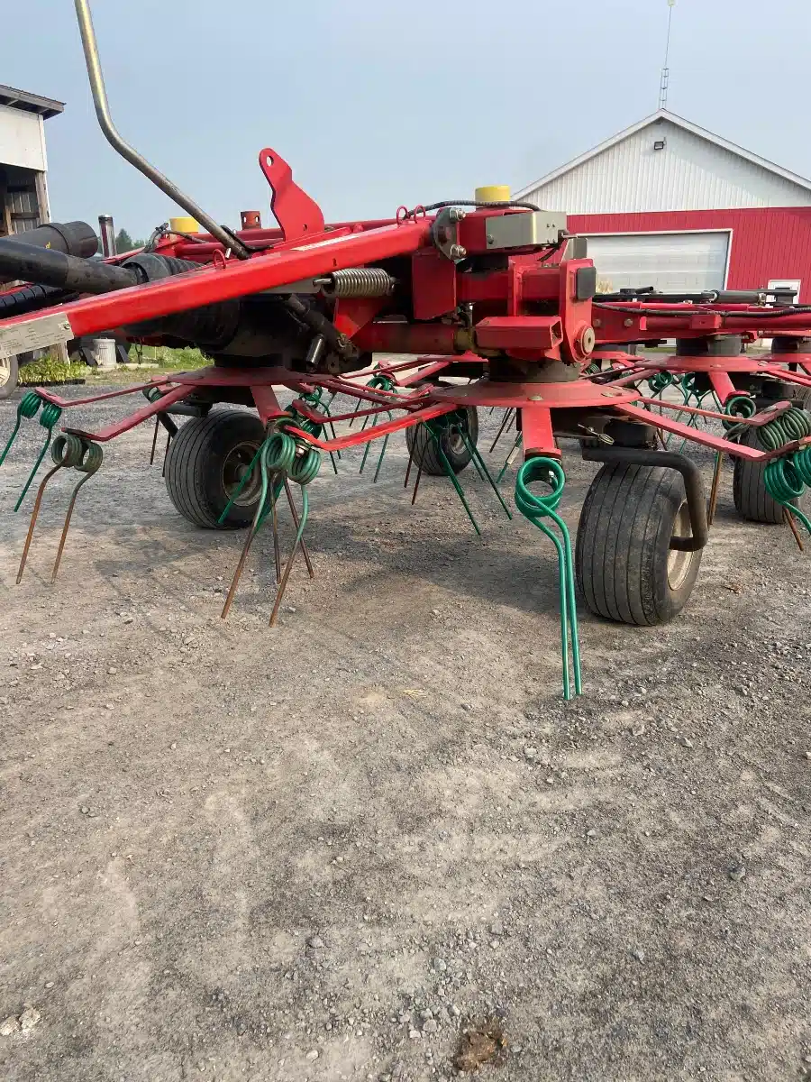 Gallery image 2 for Used Kverneland 8583T