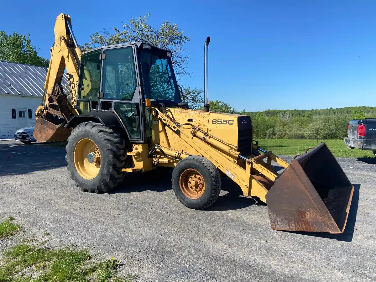 Gallery image 1 for Used Ford 655-C Backhoe Loader