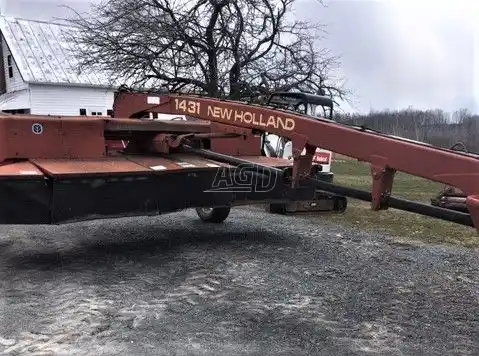 Gallery image 2 for Used New Holland 1431 Disc Mower