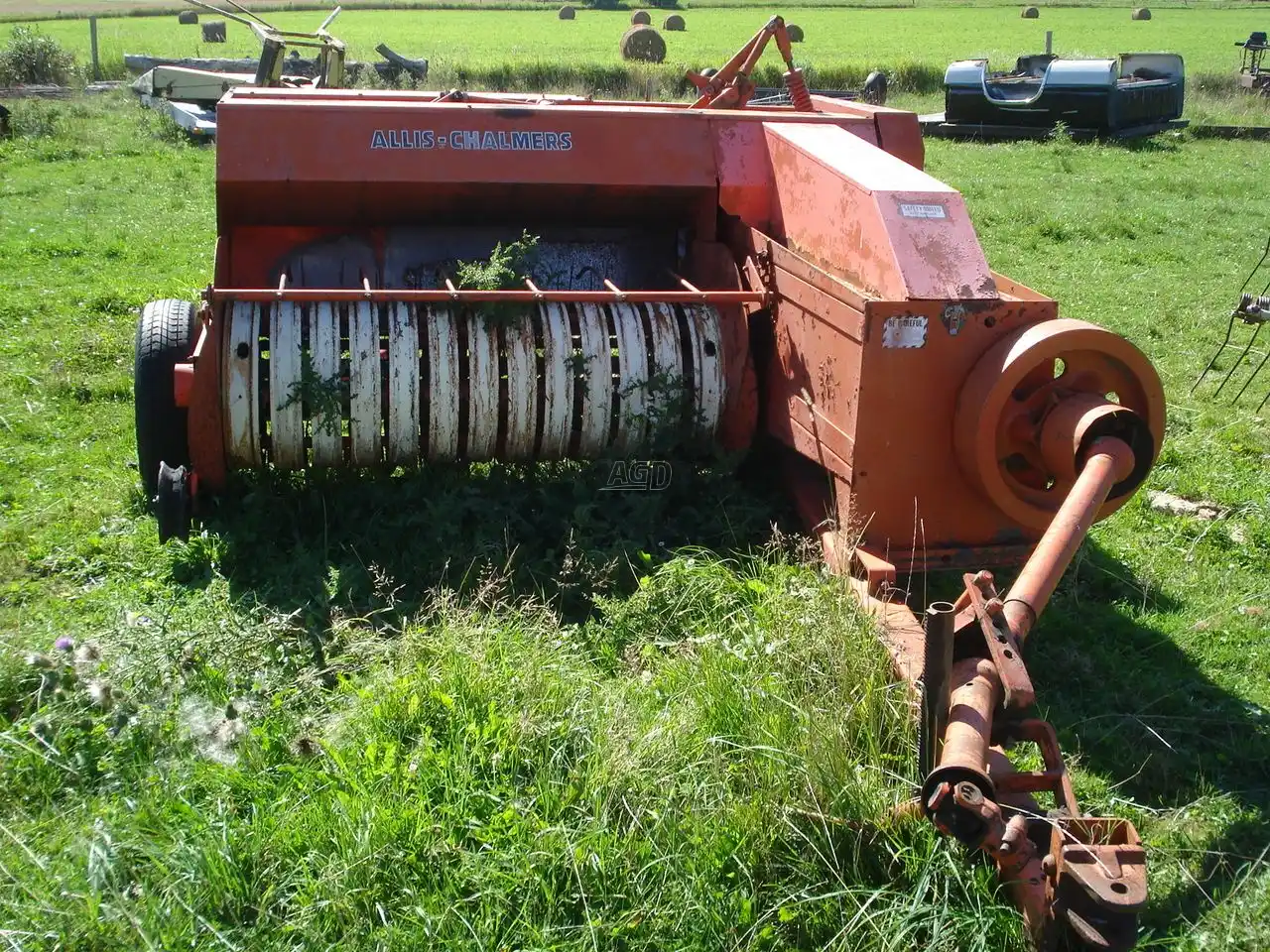 Gallery image 2 for Used Allis Chalmers 303 Square Baler - Small