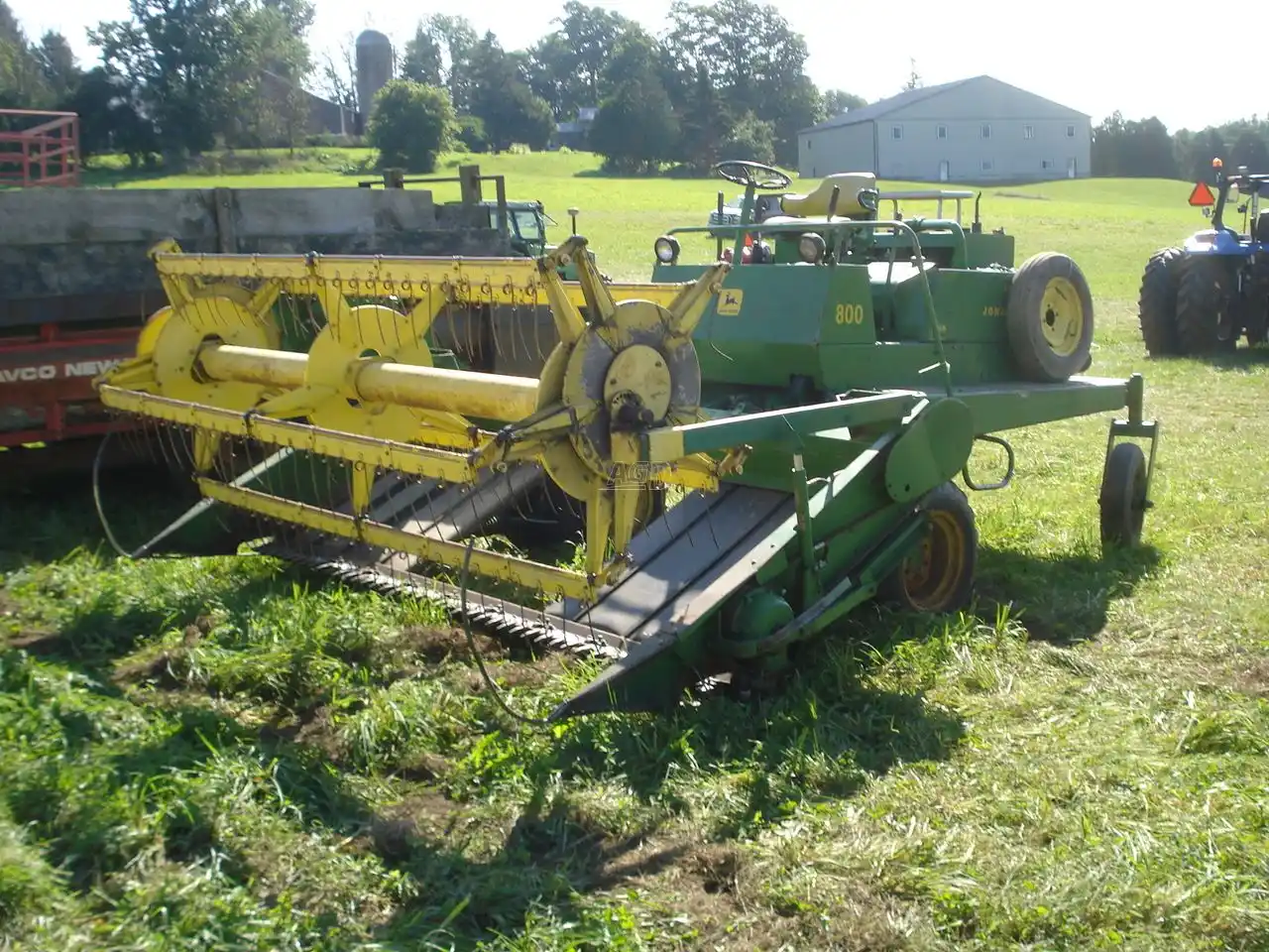 Gallery image 1 for Used John Deere 800 Windrower