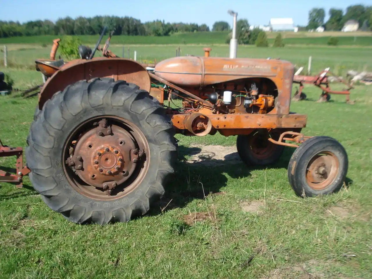 Gallery image 1 for Used Allis Chalmers WD45 Tractor