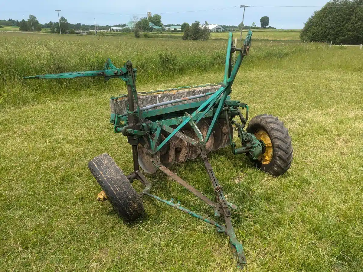 Gallery image 1 for Used Case Antique Disc