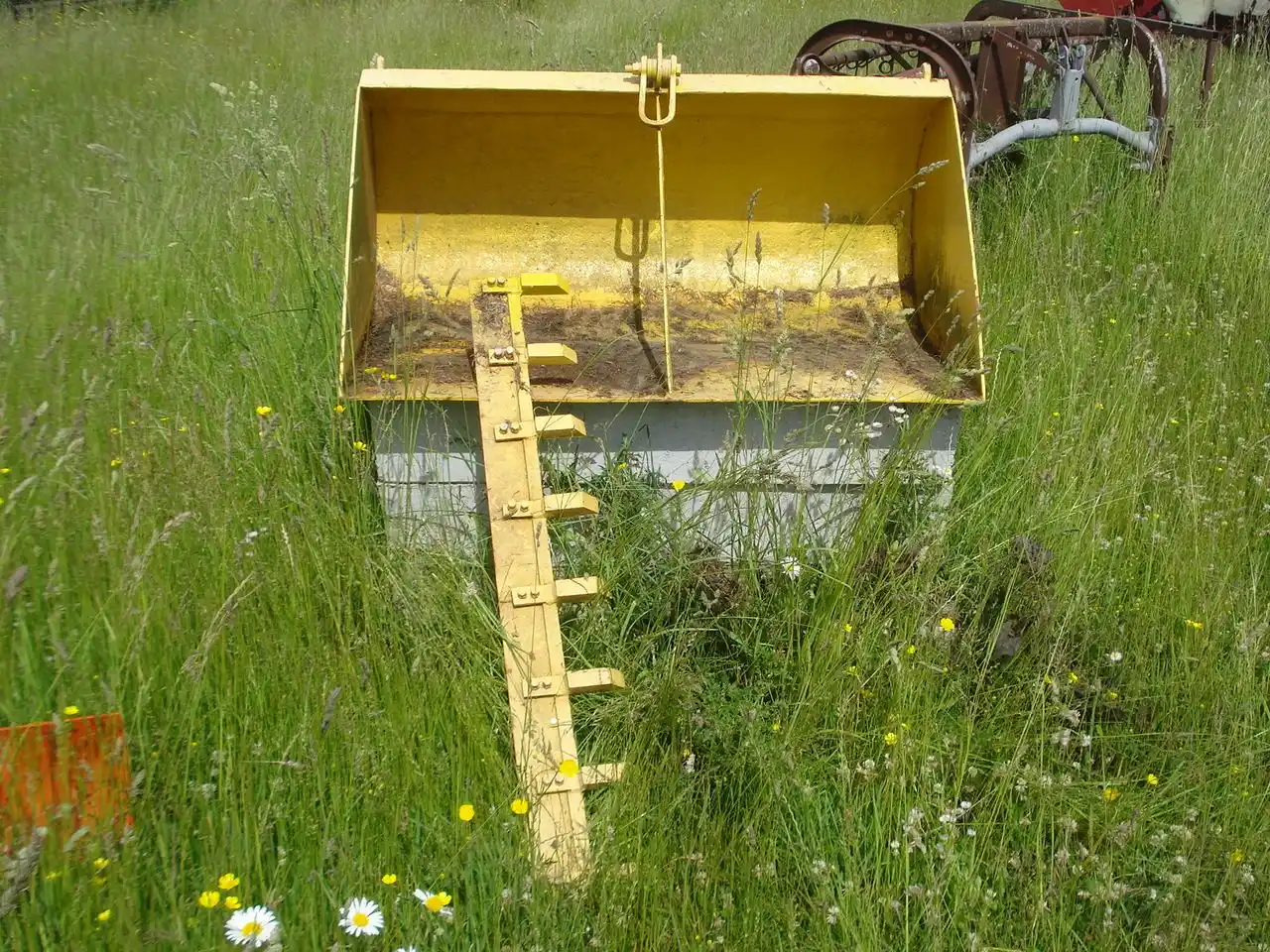 Gallery image 1 for Used 50 Bucket