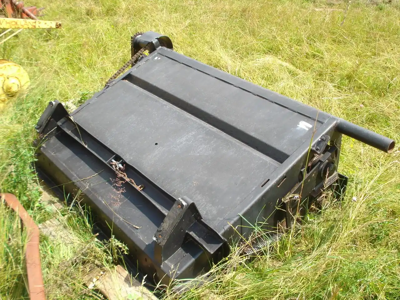 Gallery image 2 for Used MacDon 8714 Hay Conditioner