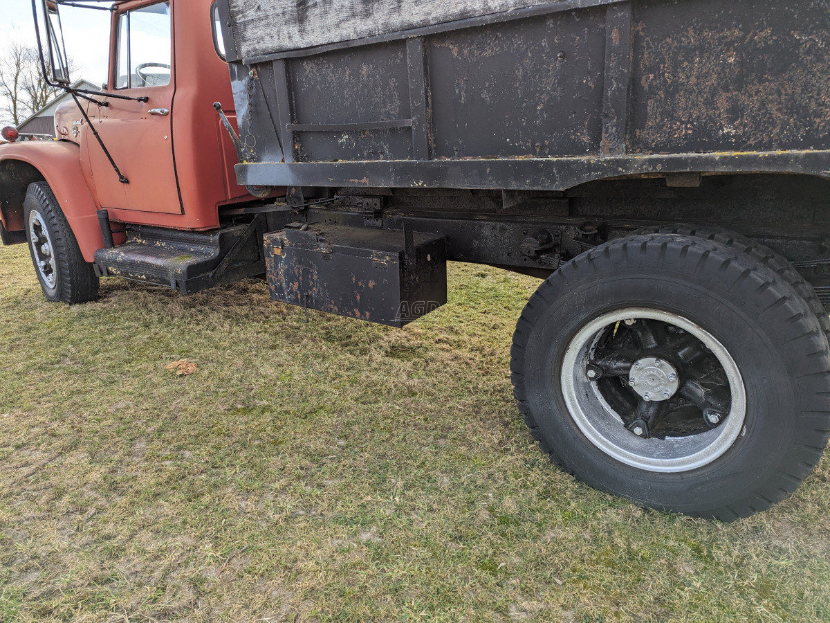 Gallery image 2 for Used International LOADSTAR 1600 Truck - Dump