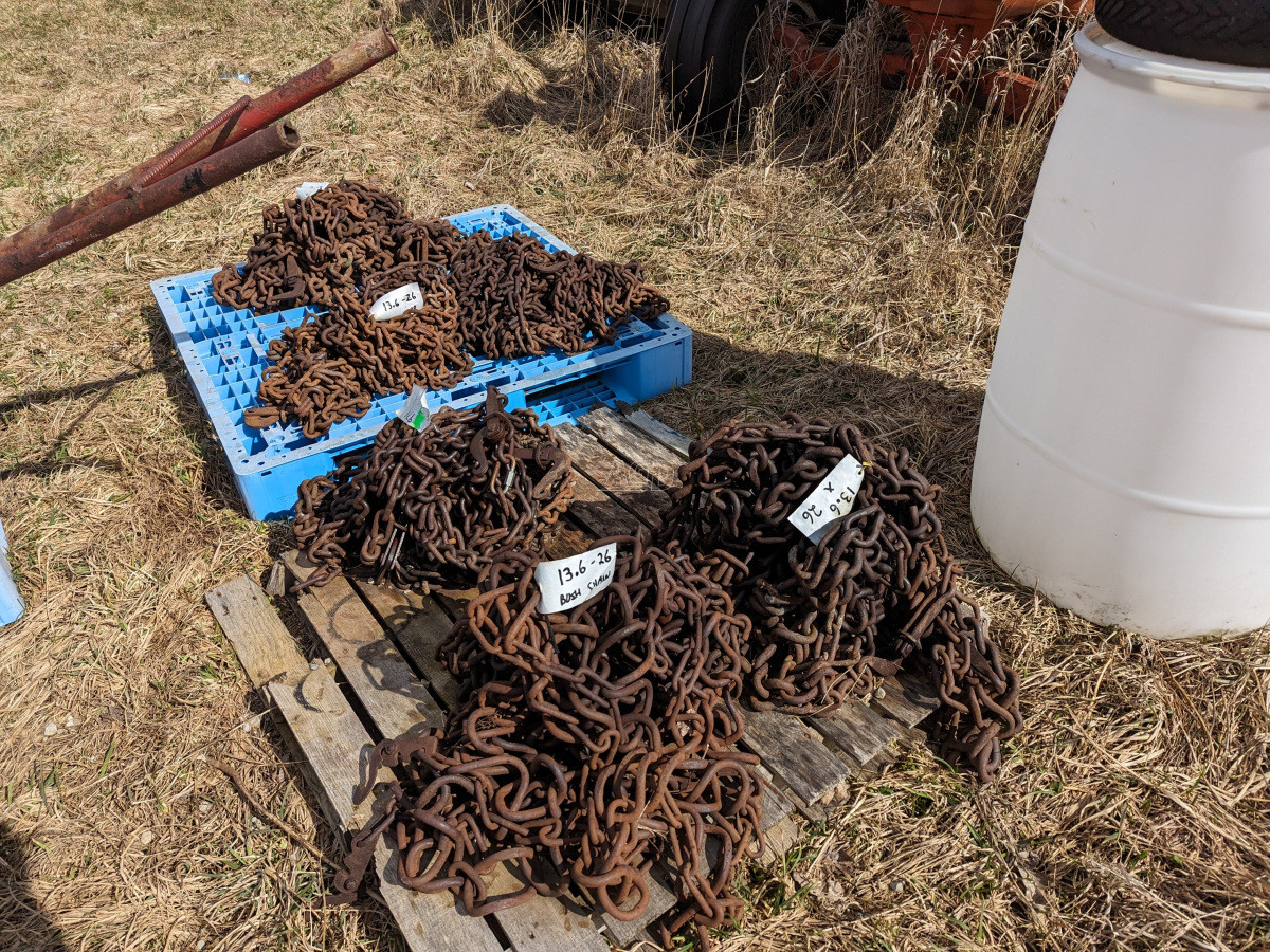 Gallery image 1 for Used Various Sizes Tractor Chain