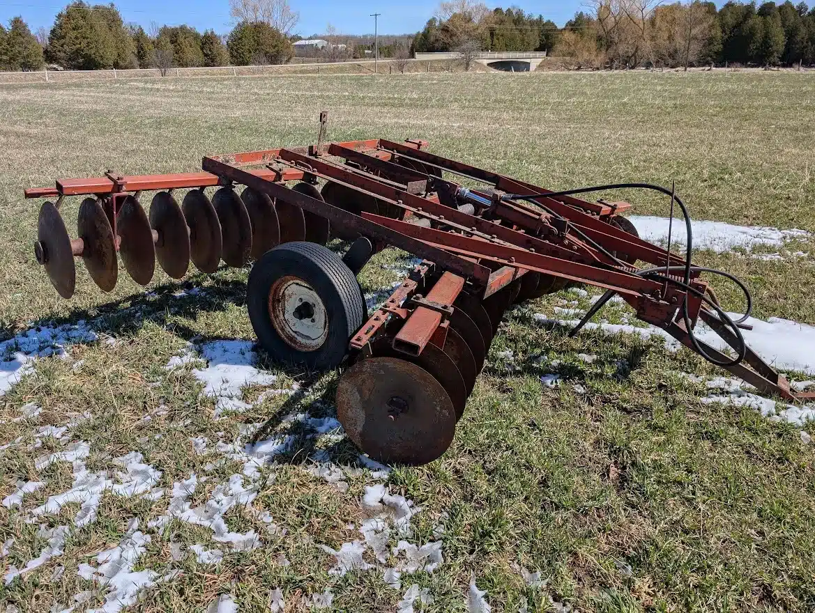 Gallery image 2 for Used International Harvester 350 Disc