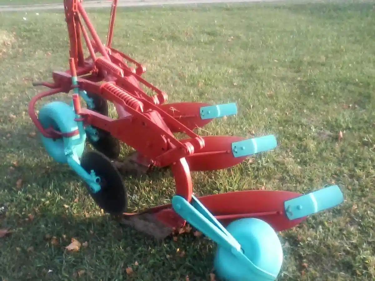 Gallery image 1 for Used Kverneland 3F Plow