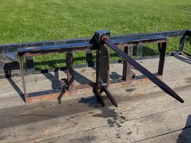 Gallery image 1 for Used Frey Hook Up Bale Spear