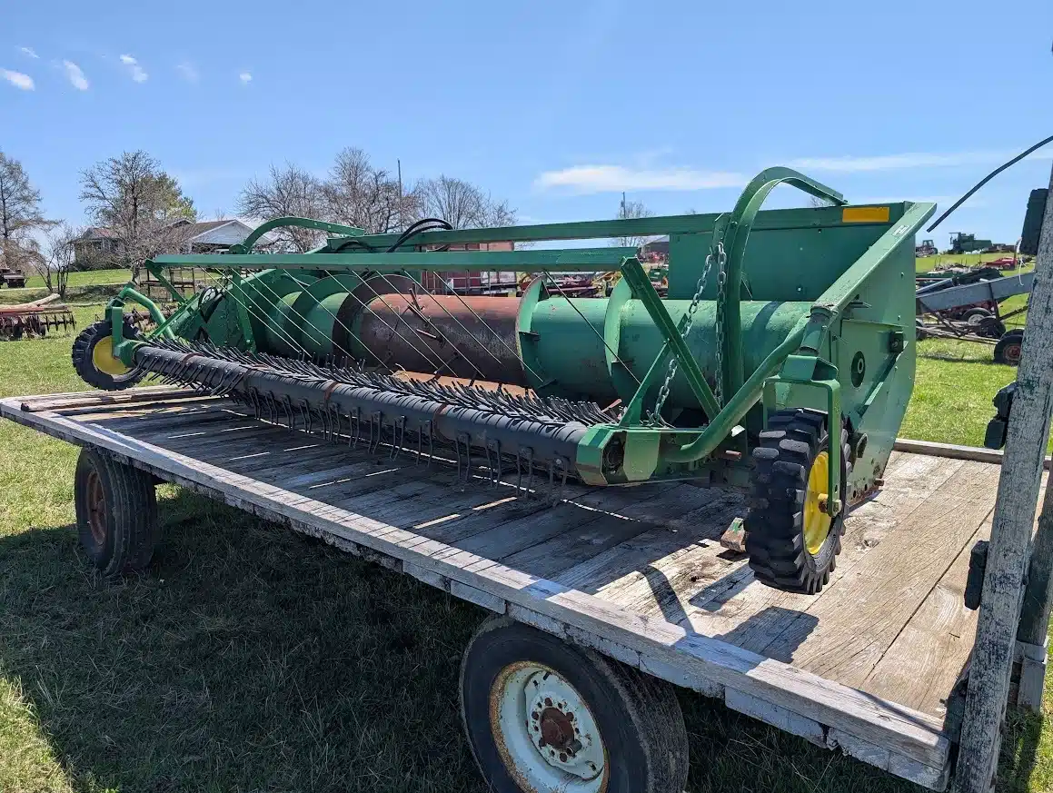 Gallery image 2 for John Deere 215 Header - Pickup