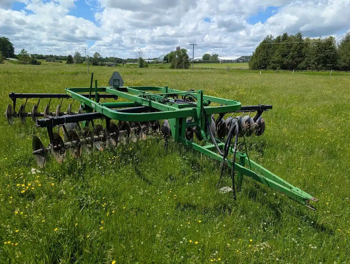 Photo de la Galerie 1 pour John Deere T0111 Disque