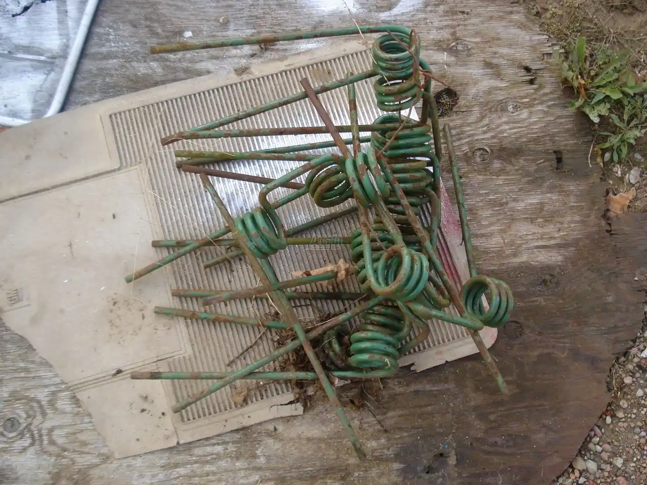 Gallery image 1 for John Deere Finger Harrow Teeth Parts New-Used