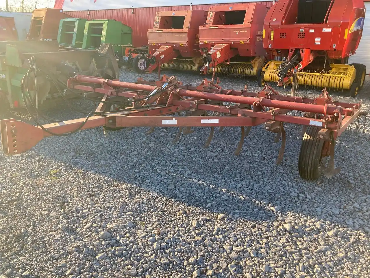 Gallery image 2 for Used Case IH 4500 Cultivator
